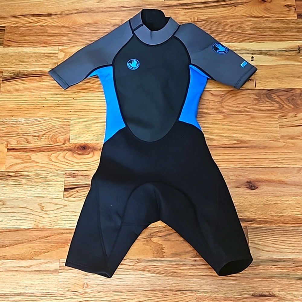 NWT YOUTH BODY GLOVE WETSUIT